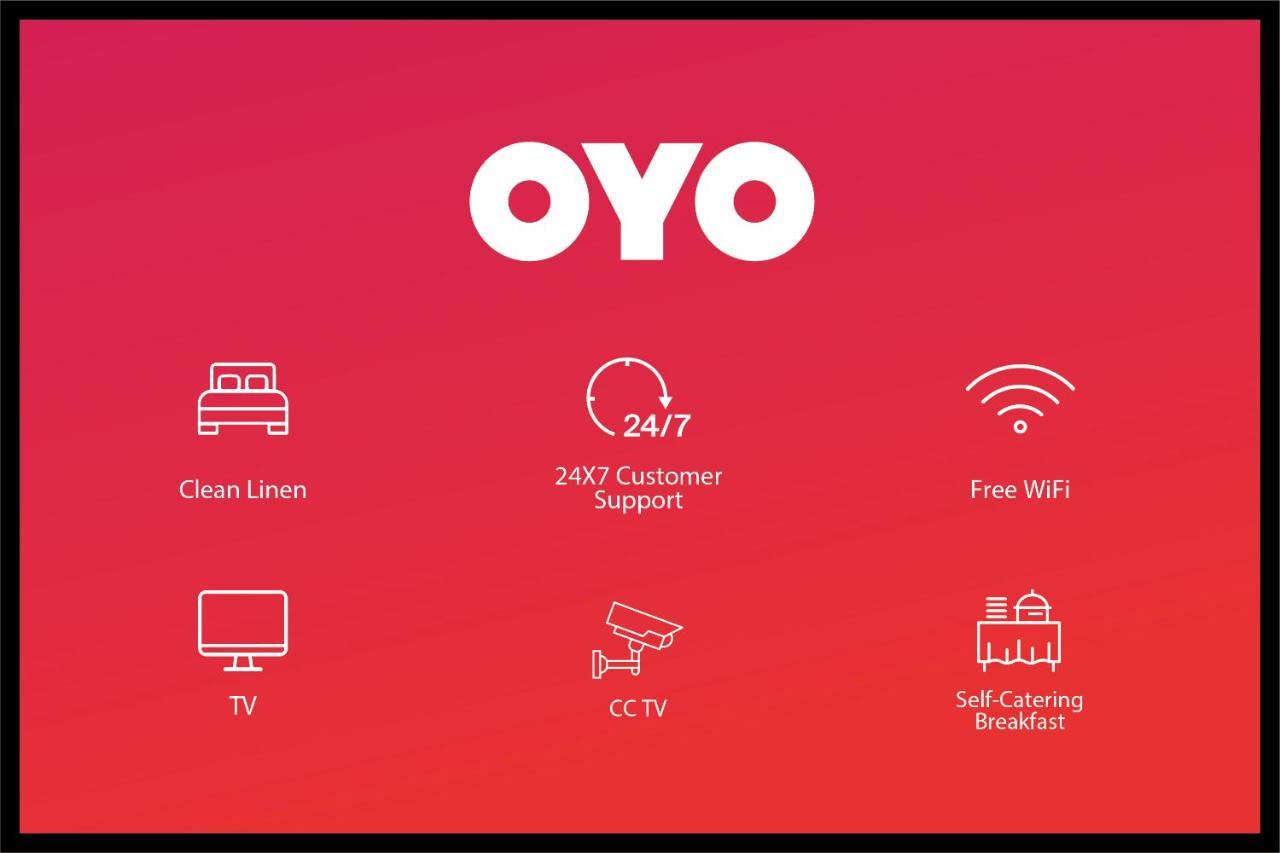 Oyo 11392 The Hotel Grand Hospitality Noida Eksteriør billede